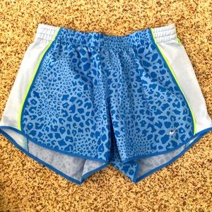 NIKE - Running shorts - Blue cheetah & green.